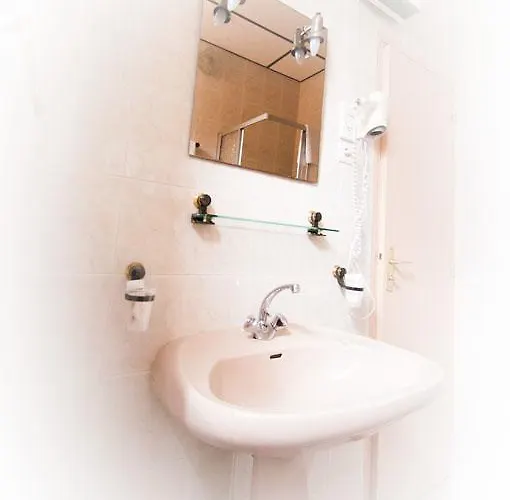 & Restaurant Le Beau Sejour 2*