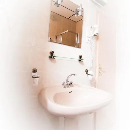 & Restaurant Le Beau Sejour 2*